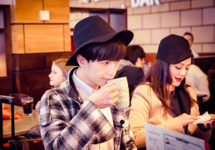 杨洋绅士造型,杨洋绅士范十足