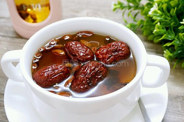 枸杞泡水营养成分都能泡出吗,枸杞泡水后还有营养吗