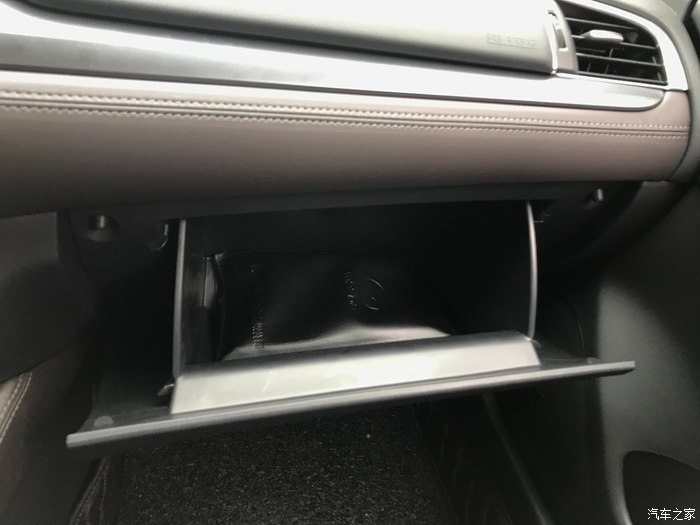 阿特兹换挡略有顿挫正常吗,阿特兹2.5蓝天运动版有拨片换挡