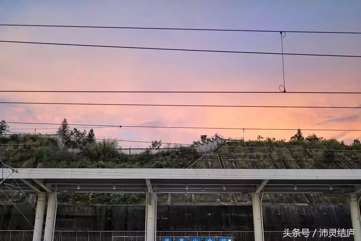 如果你只有一天的时间去乐山,如果你只有两天时间游南京