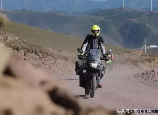 川崎versysx300有几款,川崎versys-x300售价