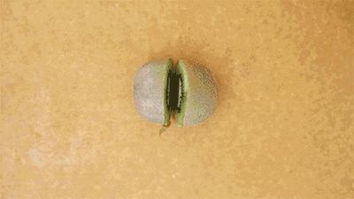 猕猴桃如何快速去皮去核,猕猴桃不粘手切法