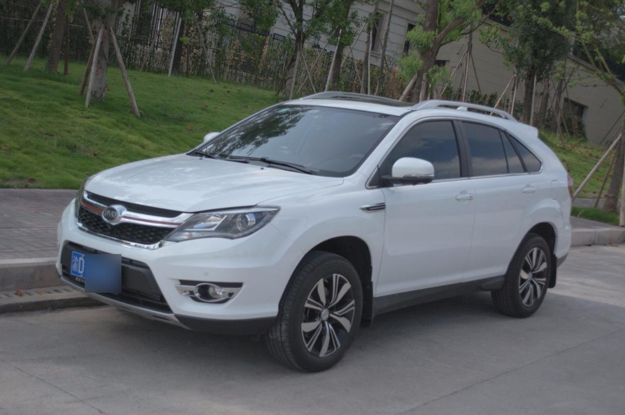 比亚迪s7多少公里换变速箱油,比亚迪s7变速箱是干式还是湿式