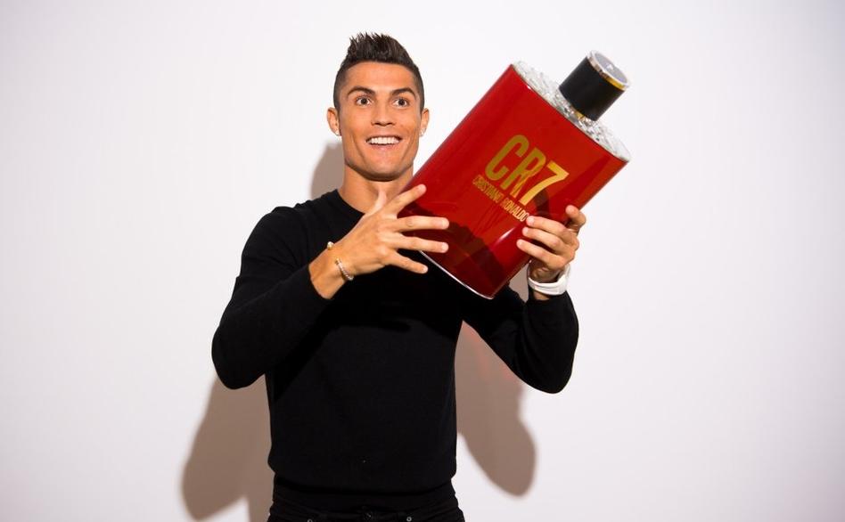 c罗卖香水,c罗kaka香水