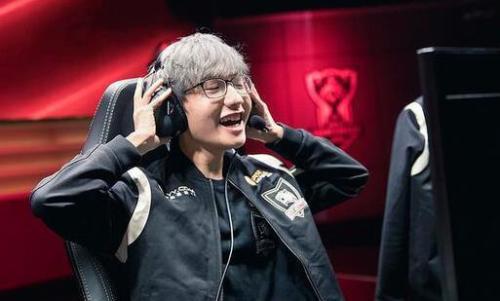 skt剑姬冠军皮肤是谁的,版本更新剑姬削弱