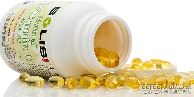 姑娘们都要清醒，男人们喜欢的是你不化妆也似芙蓉的样子！