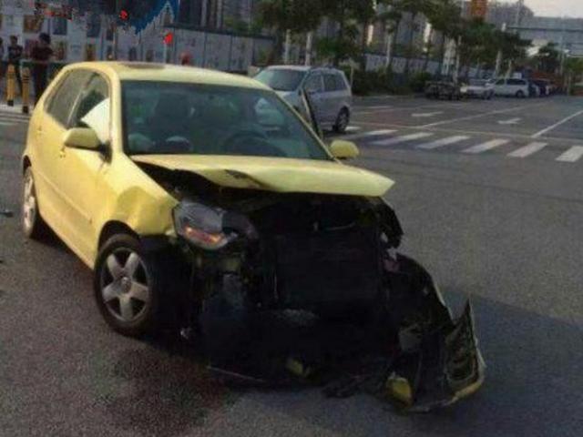 7000一天租的法拉利，车主一脚就将其送回了意大利老家！