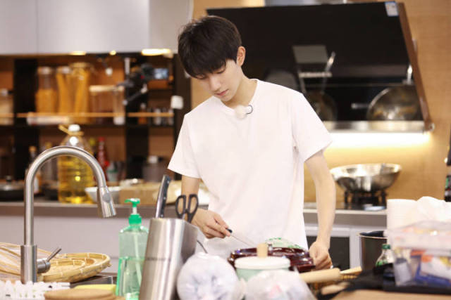 婀栧崡娴欐睙姹熻嫃涓滄柟鍗,姹熻嫃婀栧崡涓滄柟娴欐睙鍗