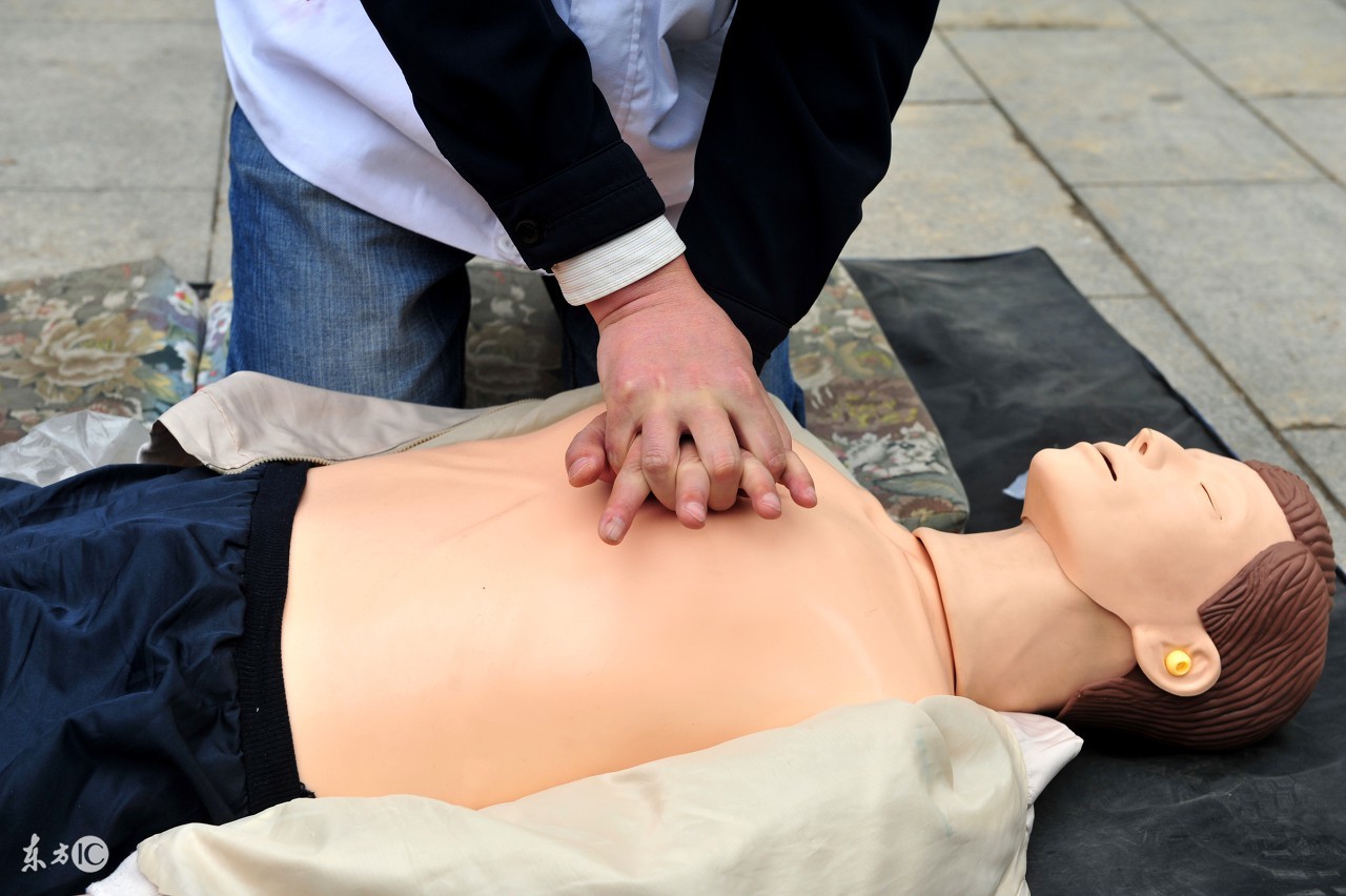 手诊面诊：在危急情况下如何急救