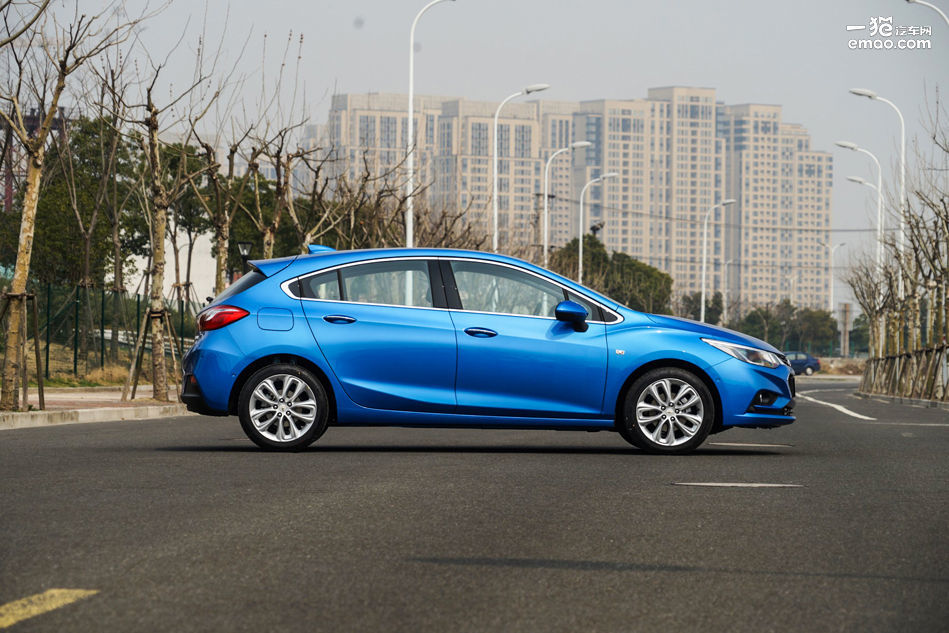 科鲁兹两厢掀背测评,科鲁兹13年1.6t两厢掀背改装