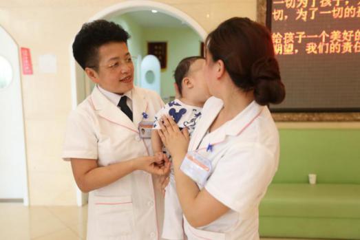 医德传四海,北京儿童医院神经内科专家王玲