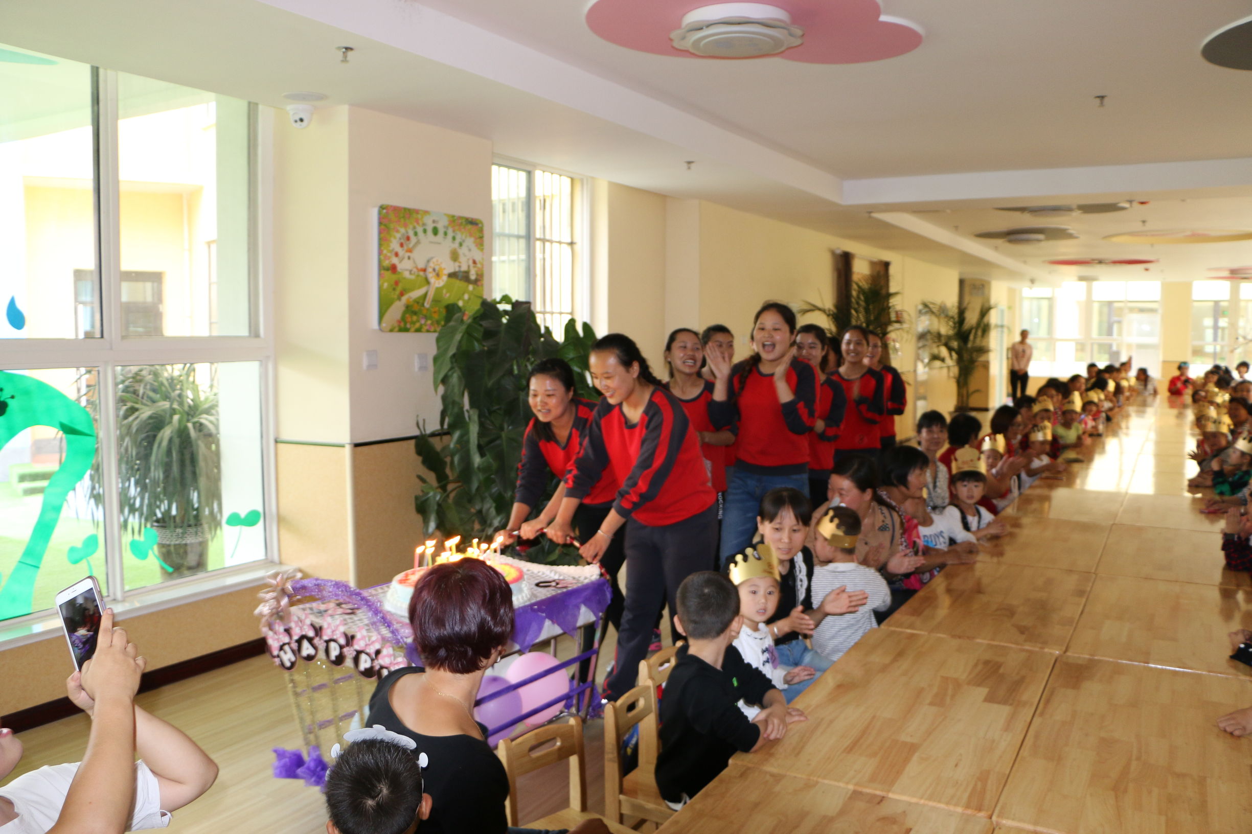 富平:庄里试验区中心幼儿园“森林舞会”主题生日派对