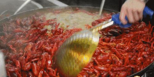 他靠小龙虾如何资产过千万,投资餐饮半年亏掉50万分享4点教训