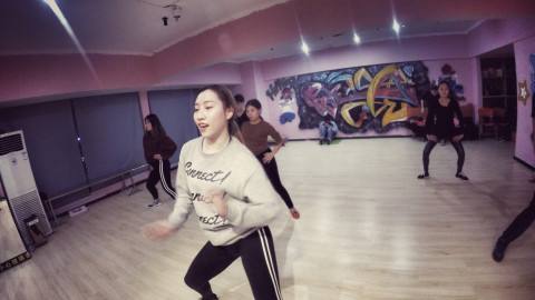 苹果x现在最便宜要多少钱一台,苹果x一千多二手还值得入手吗