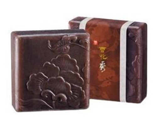 为什么昂贵的护肤品不能自己买,为什么用这么贵的护肤品都没变好