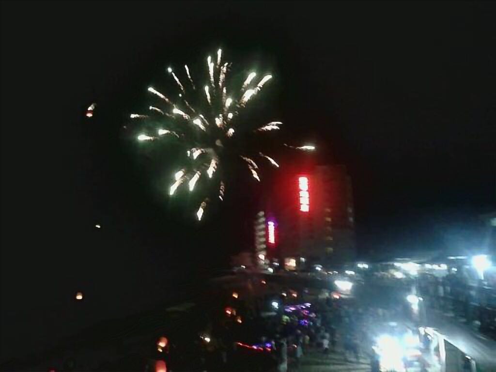 沙扒湾之旅:服务员端上来的菜让我蒙圈,被别人吃过的?