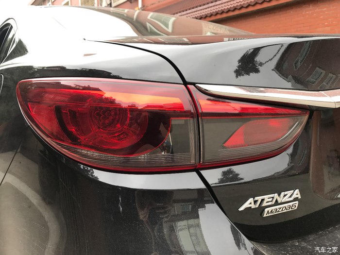 阿特兹换挡略有顿挫正常吗,阿特兹2.5蓝天运动版有拨片换挡