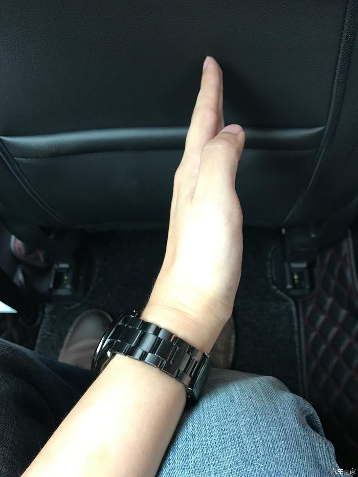 阿特兹换挡略有顿挫正常吗,阿特兹2.5蓝天运动版有拨片换挡