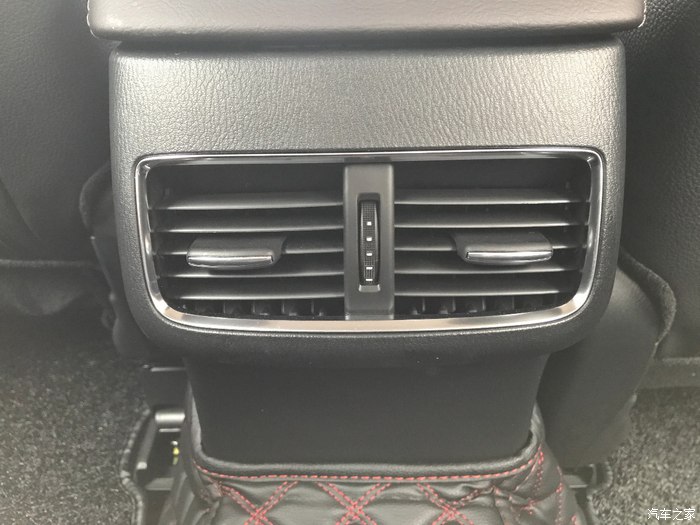 阿特兹换挡略有顿挫正常吗,阿特兹2.5蓝天运动版有拨片换挡