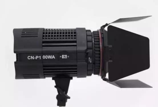 色温摄影灯,南冠led补光灯拍摄