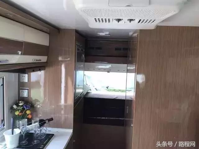 专访王凯的视频,专访王凯