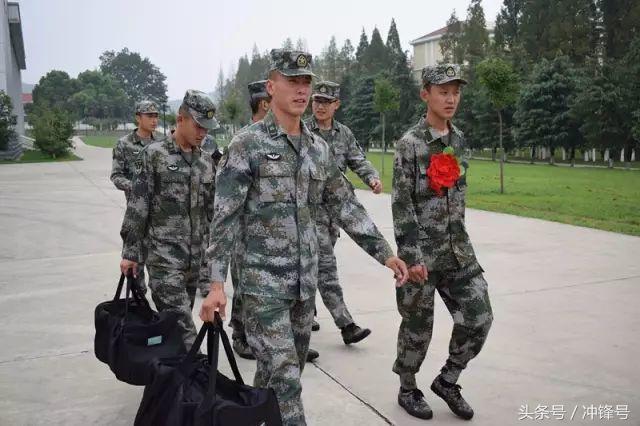 新兵连变化可以有多大,新兵连是什么样子的