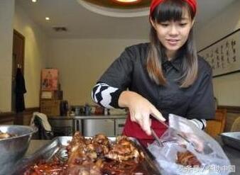 美女老板们在潮流前线的领导——勤创业，做小吃