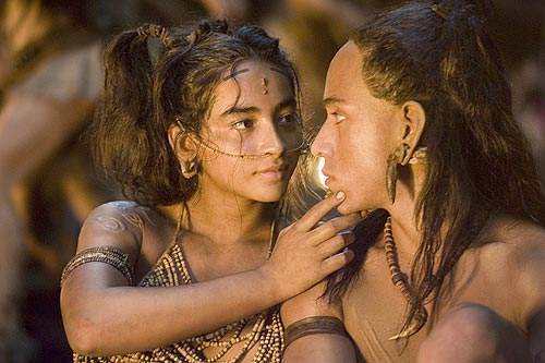 美洲最好战民族崇尚多妻制,抢异族少女当老婆,男性俘虏用来祭神