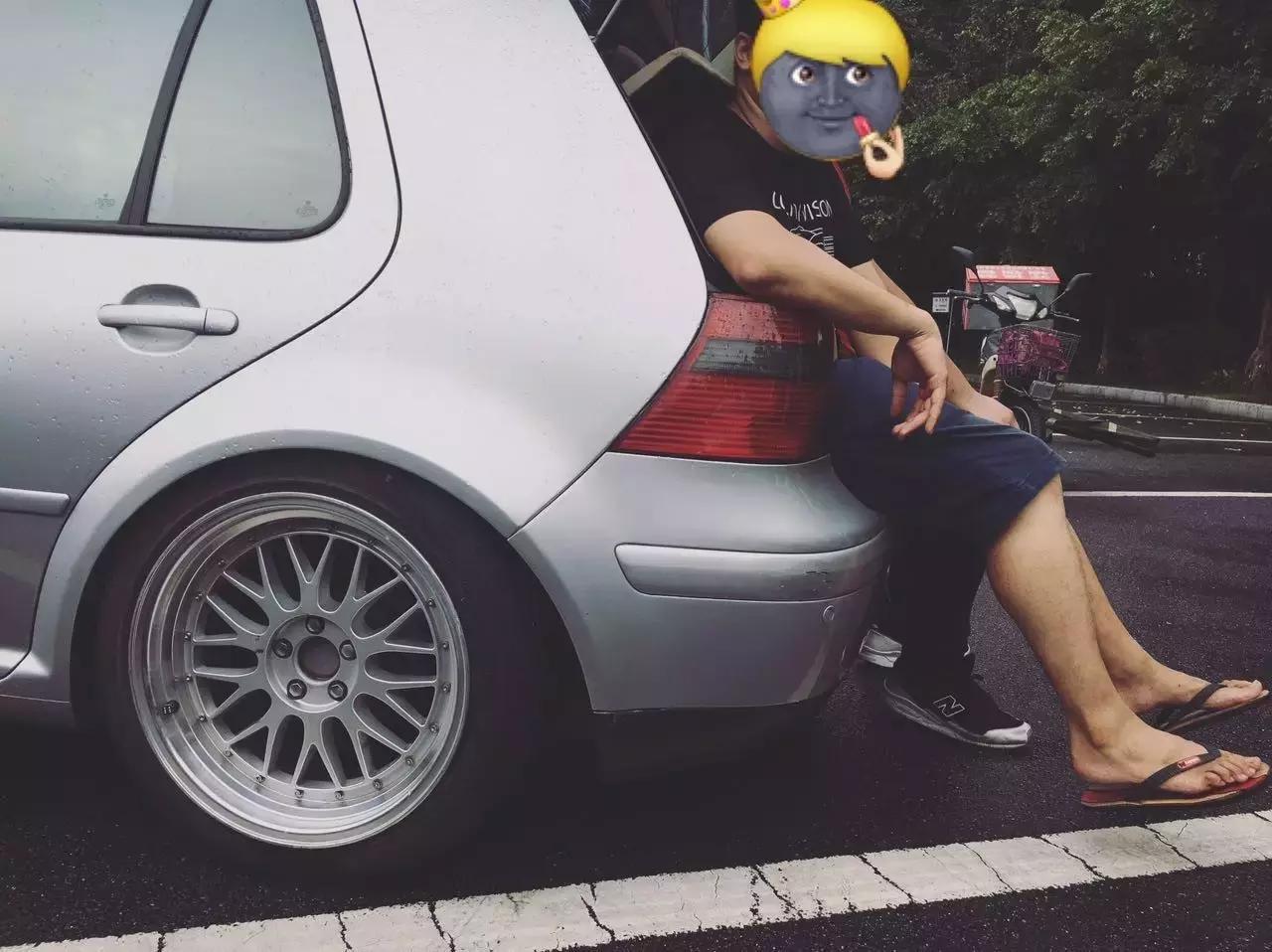 一个喜欢玩车的女司机,喜欢玩飞车的女生是什么性格