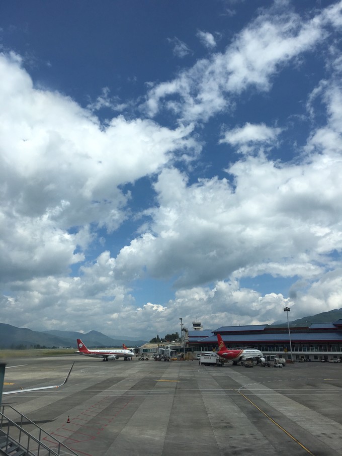 云南大理丽江六日游纯玩团直播,昆明大理丽江双飞六日游多少钱