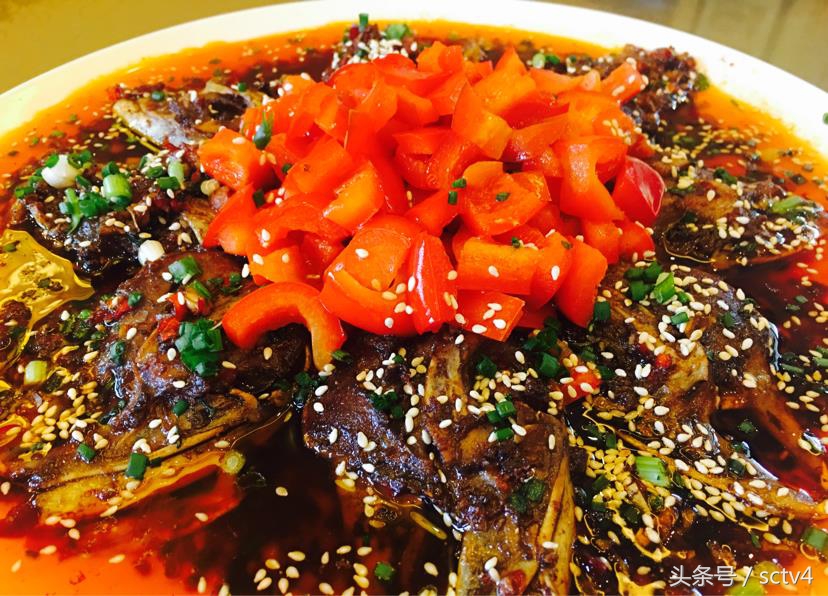 一颗兔头纵横十余载一种小吃做成经典菜