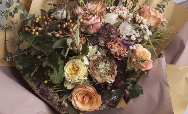 拥有后宫”佳丽三千“的设计师大叔告诉你：什么是美｜手作之美