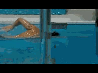 怎么让自己的100米自由泳更快,自由泳怎么才能游得快而不累