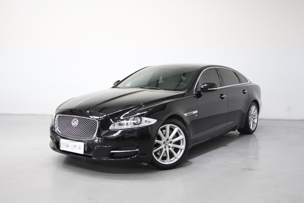 迎娶女神婚车怎么选划算？单租主婚车还是套系？婚车秘籍老公必读