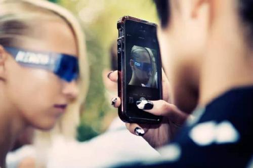 权志龙kenzo,kenzo权志龙