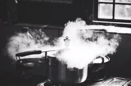 家用油烟机清洗的简单技巧,油烟机清洗妙招你学会了吗