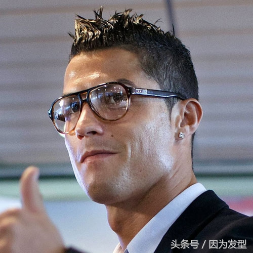 里沙利松发型罗纳尔多,罗纳尔多世界杯发型