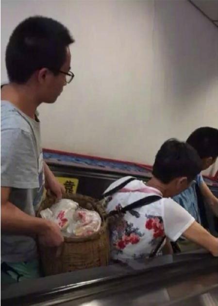 “谢谢你爱我，谢谢你一直都在”看完泪奔！