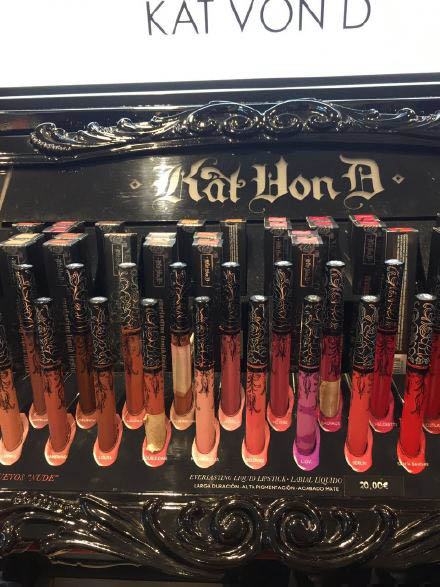 哪些护肤品和化妆品是代购炒的火热实际并不好用？你中招了几款？