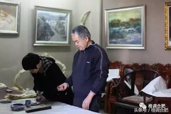 痴迷画画，除了教书就是水墨画