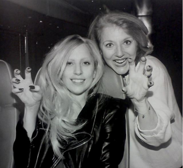 ladygaga代言珠宝,ladygaga代言的香槟多少钱