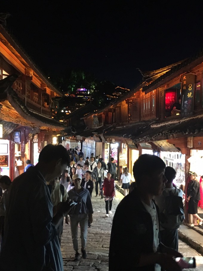 云南大理丽江六日游纯玩团直播,昆明大理丽江双飞六日游多少钱