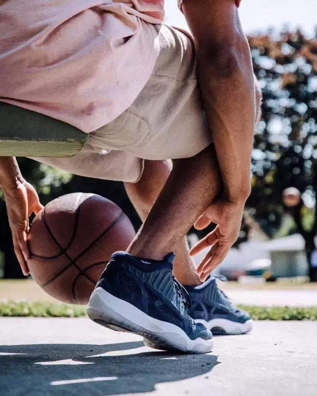 看你的球鞋就知道你会不会打球,打球对于球鞋要求高吗