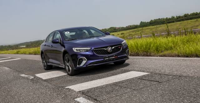 君威gs与标致508l底盘对比,新款君威gs底盘顶起来长什么样