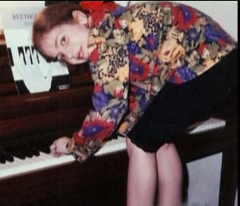 ladygaga代言珠宝,ladygaga代言的香槟多少钱