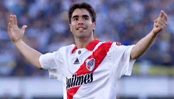 内马尔全世界排名,内马尔姆巴佩最贵前锋