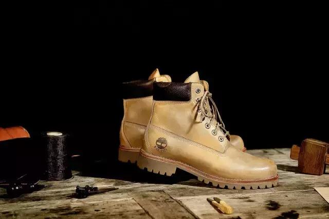 踢不烂大黄靴滴上了油渍,踢不烂大黄靴timberland