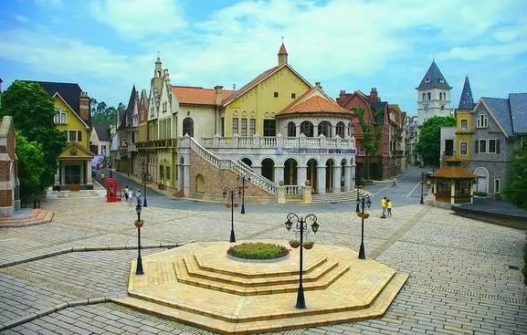 亲子度假胜地森林酒店,隐于山水间的度假胜地