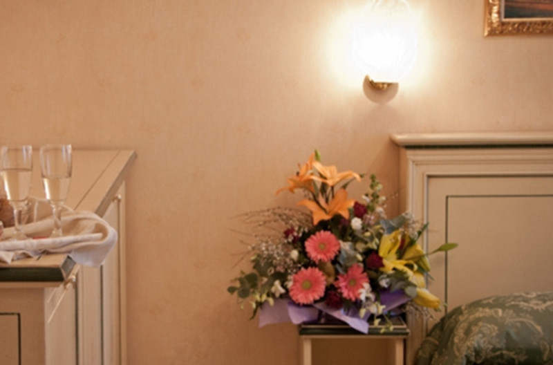 威尼斯附近有没有便宜的酒店,威尼斯哪些酒店好玩