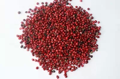 孩子吃重口味脸上斑会很明显,小孩吃什么容易脸上出现小黑点点